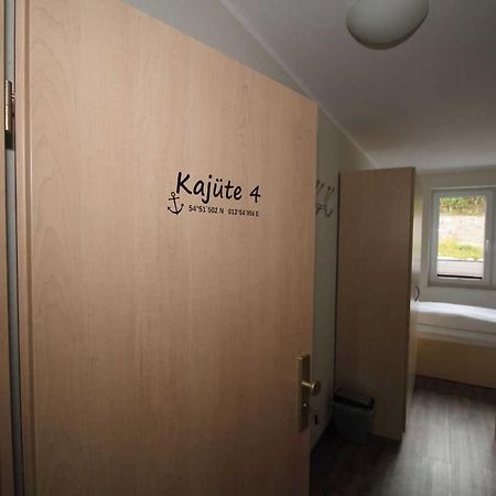 Kutterfisch Kajueten Direkt Im Stadthafen Lägenhet Sassnitz Exteriör bild
